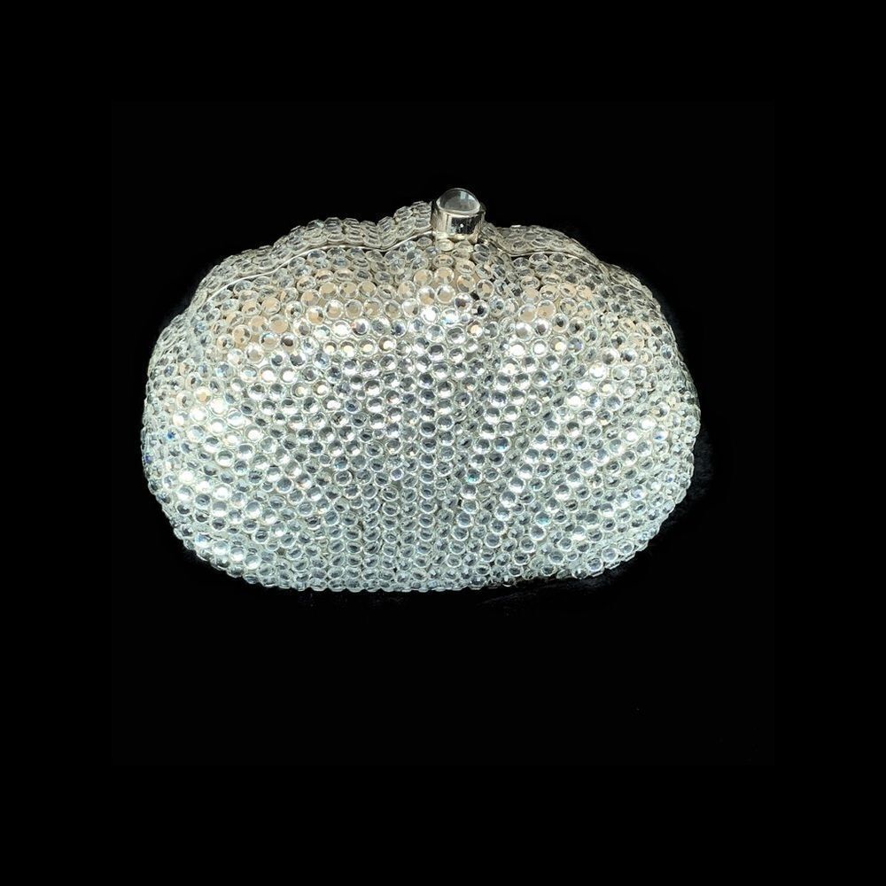 Silver shell shaped crystal evening mini bag - image 9